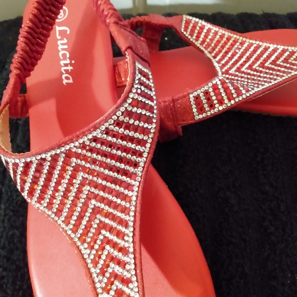 Sandals - Picture 4 of 8